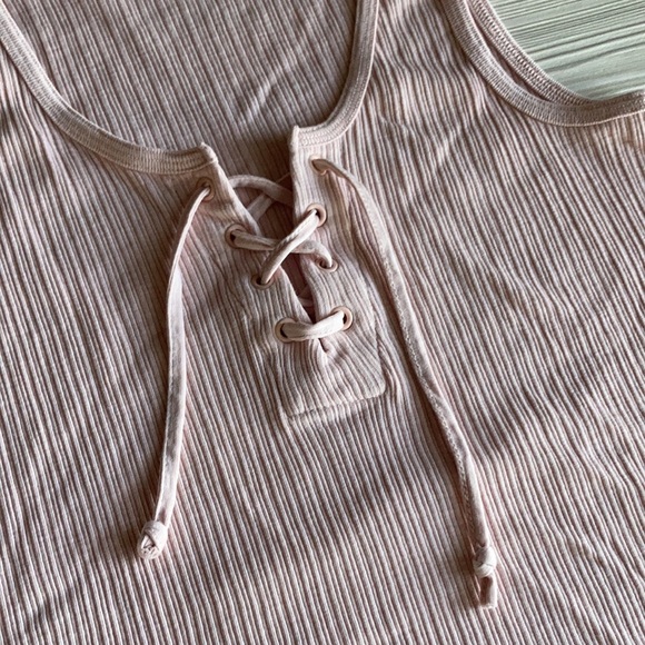 Old Navy Rib-Knit Lace-Up Swing Tank Top - Picture 4 of 6